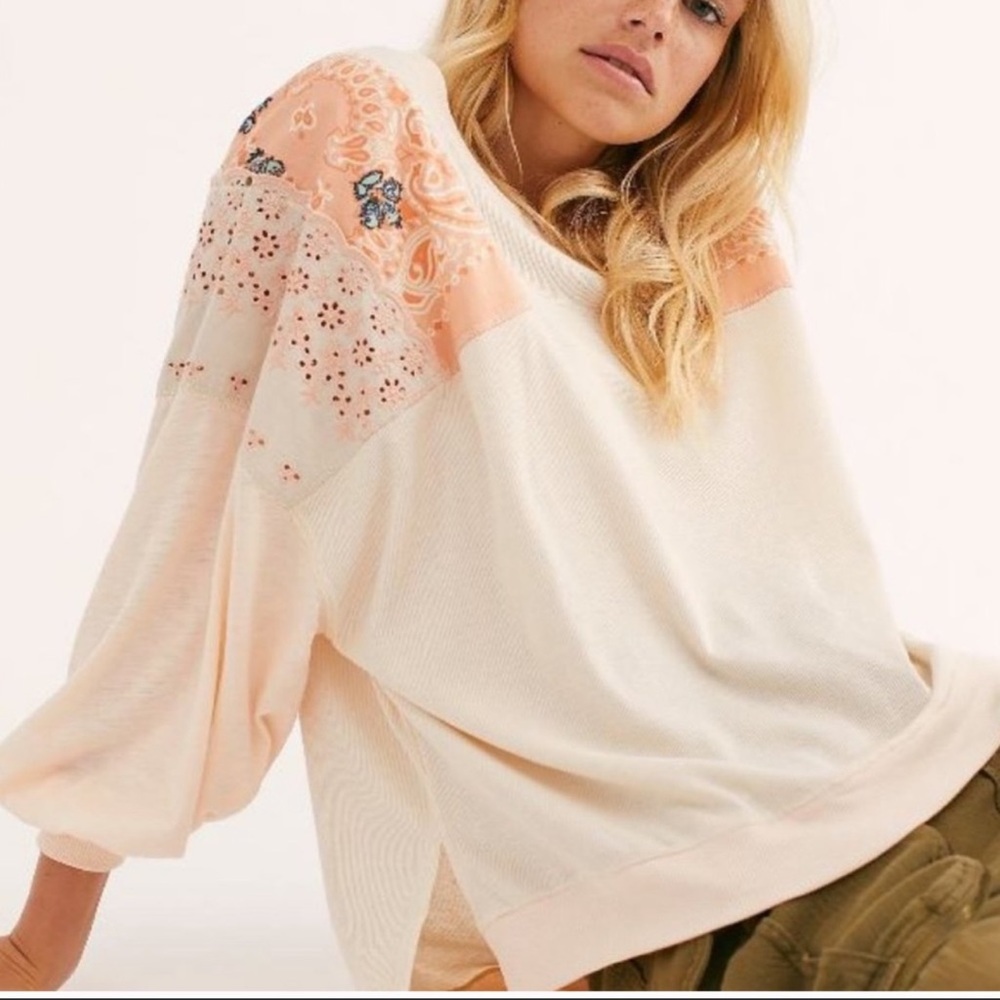 Free People - Feelin' It Embroidered Top π - Picture 2 of 5